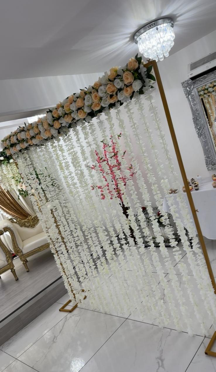 Hire a backdrop or partition